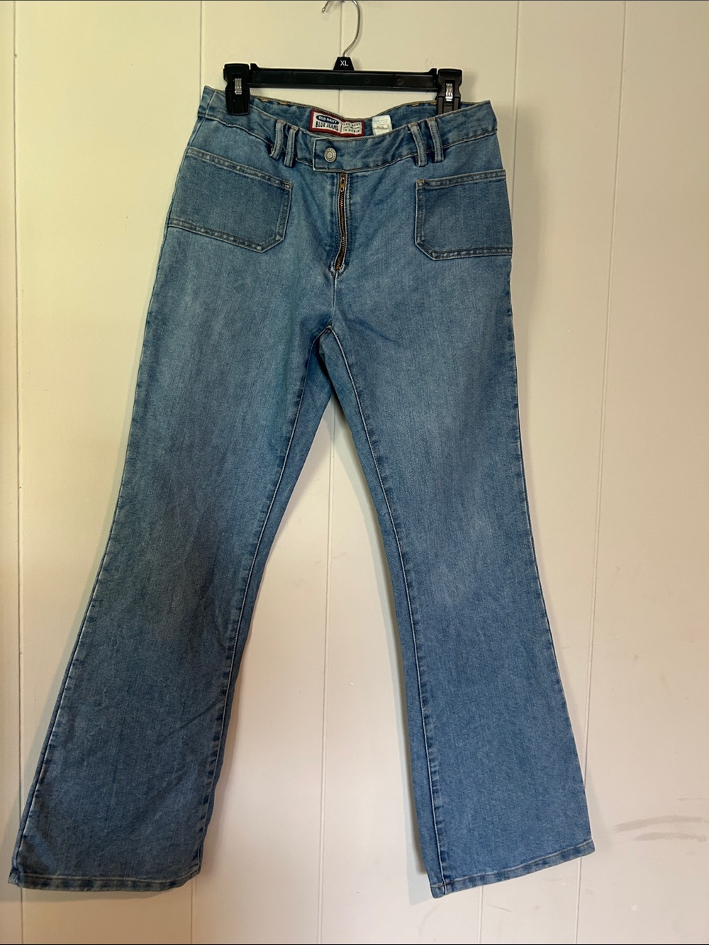 Vintage Old Navy Medium Blue Flare Jeans - Front Patch Pocket Style